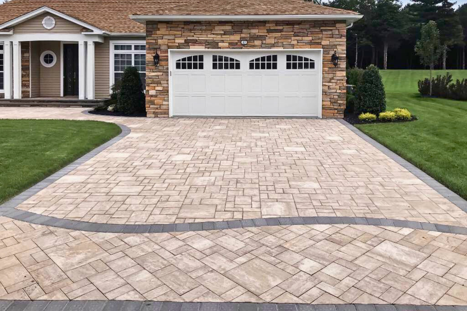 Cambridge paver driveway Long Island